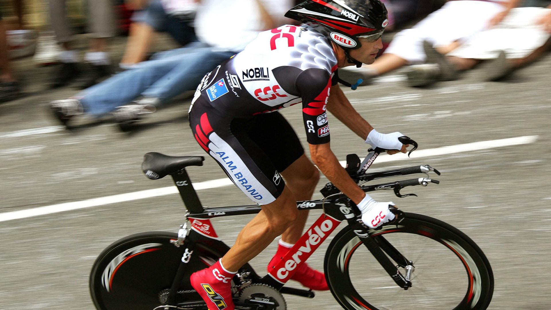 自由泳冲刺比利时展现速度优势，莉比自由泳