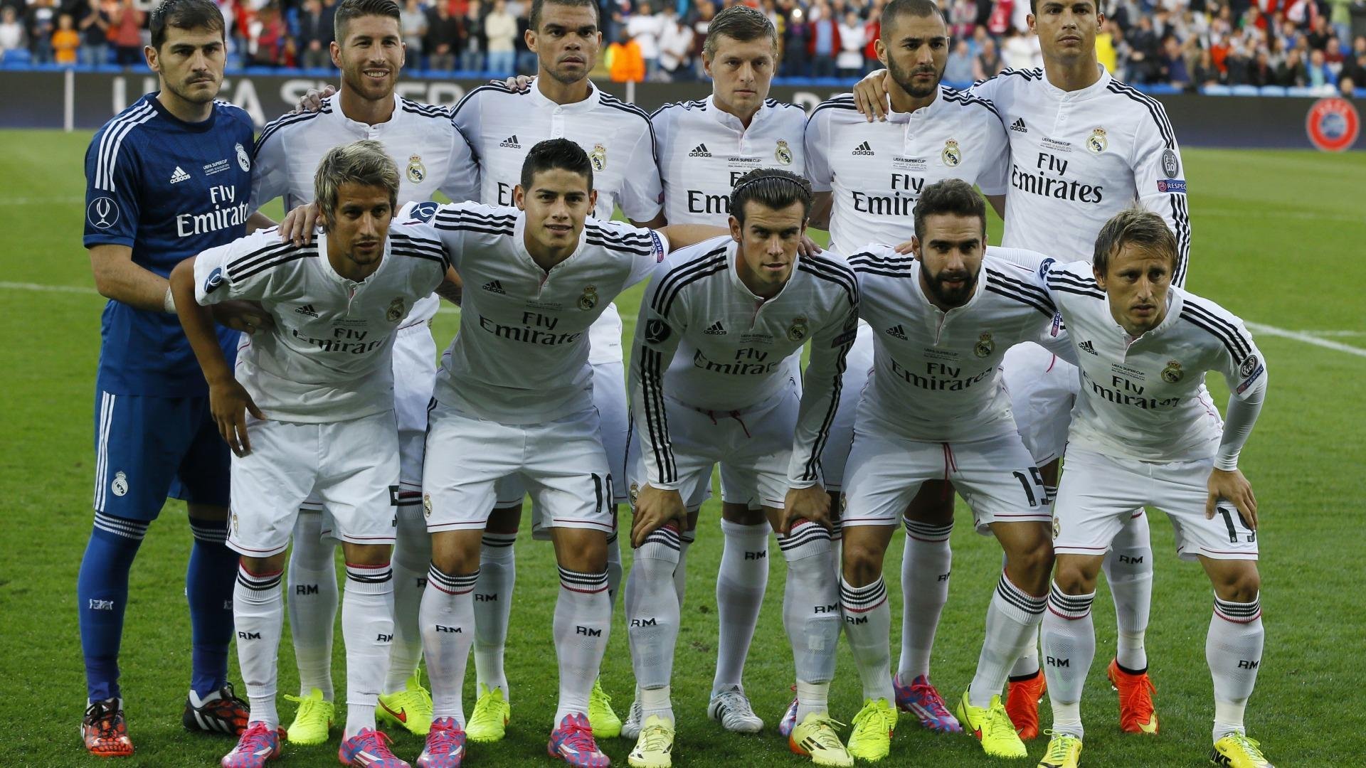 胜利背后：车手、团队的坚持与合作，lol胜利车队